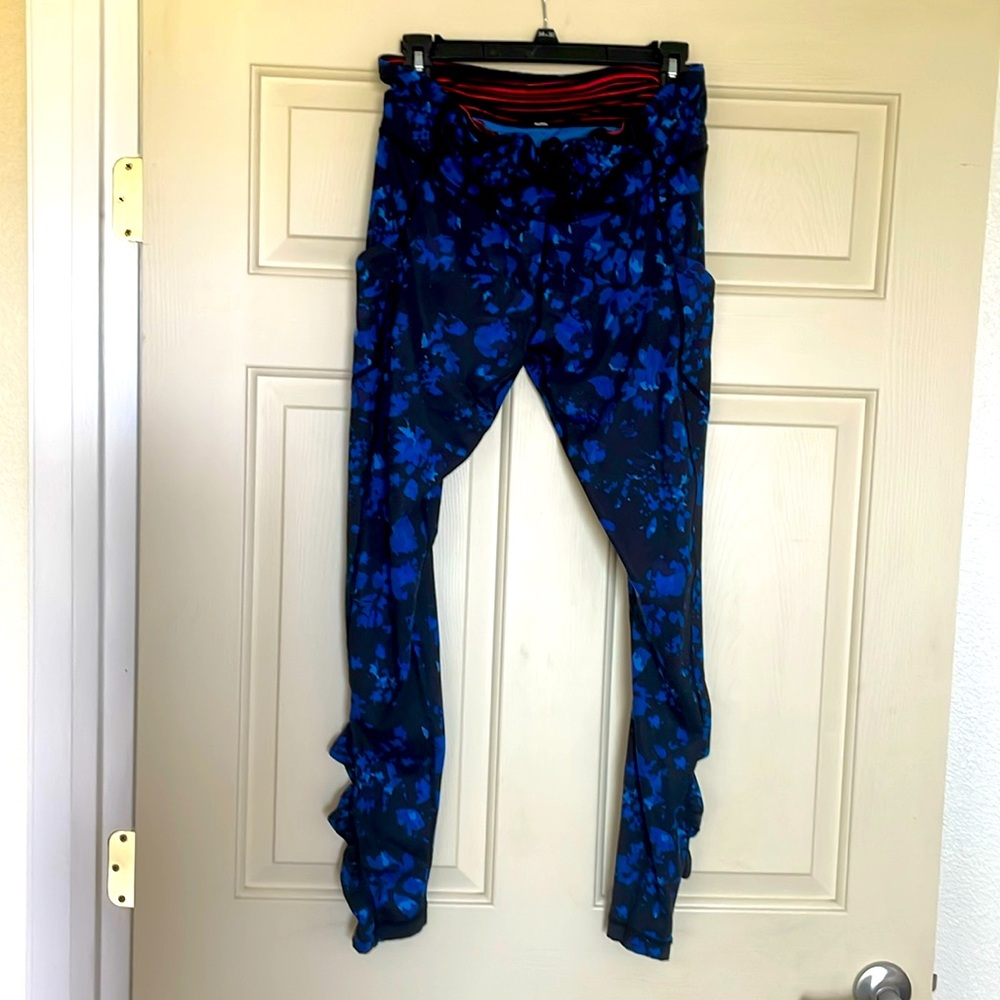 Workout pants athletic style with stretch band tightening option
